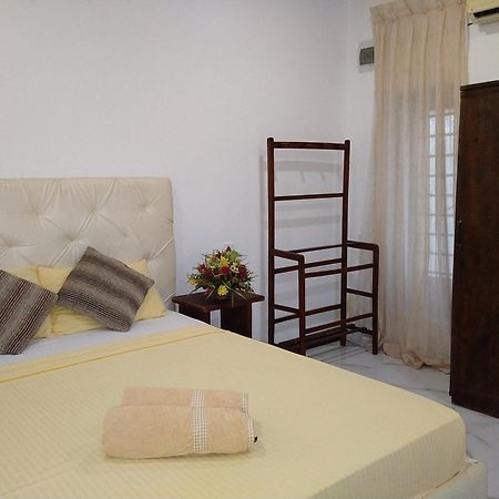 Living Home Negombo Ruang foto