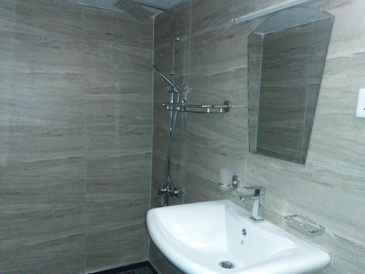 Living Home Negombo Bagian luar foto